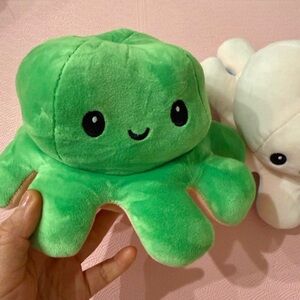 2 set: Reversible Octopus Toys to present 2 different Mood Smile vs Sad